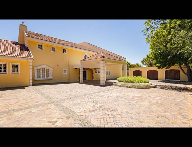 10 BEDROOM PROPERTY TO RENT IN CONSTANTIA